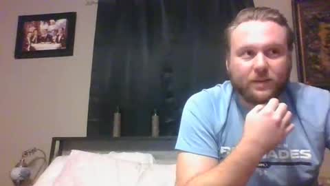 Snapshot of midwestlovers1990 chatting on 11/22/25, 06:01 midwestlovers1990 online show from 11/22/25, 06:01