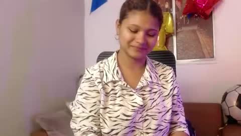 miel online show from 06/24/26, 02:27