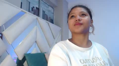 miel online show from 07/21/26, 12:07