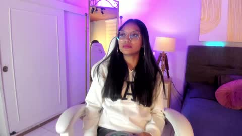 Snapshot of miel_ambar chatting on 05/27/26, 01:52 miel_ambar online show from 05/27/26, 01:52