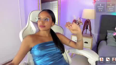 Snapshot of miel_ambar chatting on 06/11/26, 12:32 miel_ambar online show from 06/11/26, 12:32