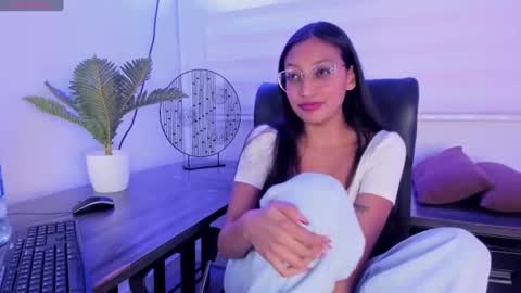 miel_ambar online show from 06/23/26, 07:45