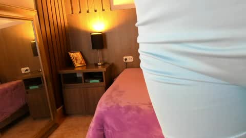 miel_gomez online show from 05/31/26, 12:01