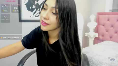 Snapshot of miel_latina chatting on 11/05/25, 09:04 miel online show from 11/05/25, 09:04