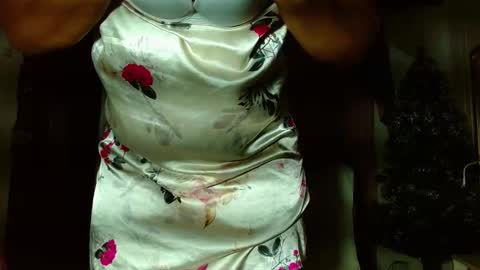 Snapshot of mielsquirt chatting on 12/01/25, 09:47 mielsquirt online show from 12/01/25, 09:47