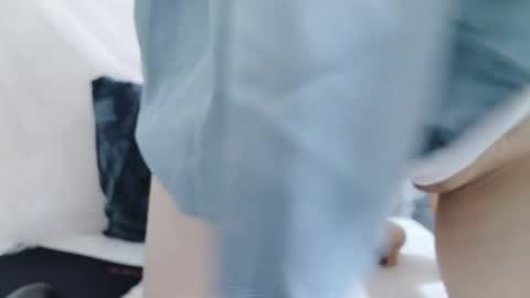 Mie online show from 11/04/25, 01:16