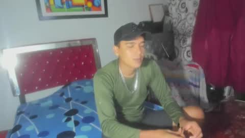 Angel online show from 09/11/25, 07:41