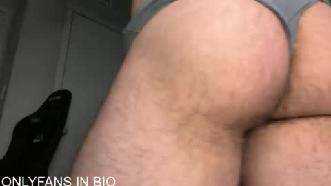 mightbesterling online show from 11/19/25, 08:31