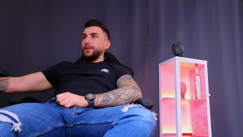 MightyAaron online show from 01/12/25, 10:34