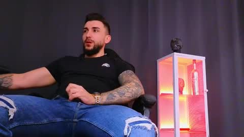 MightyAaron online show from 01/18/25, 04:48