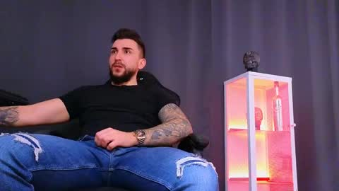 MightyAaron online show from 01/21/25, 07:47