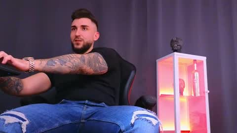MightyAaron online show from 01/22/25, 02:35