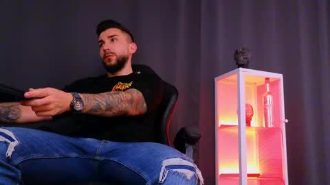 MightyAaron online show from 02/03/25, 03:42