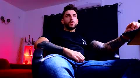 MightyAaron online show from 10/01/25, 02:06