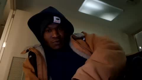 Mightymandingo online show from 11/18/25, 06:18