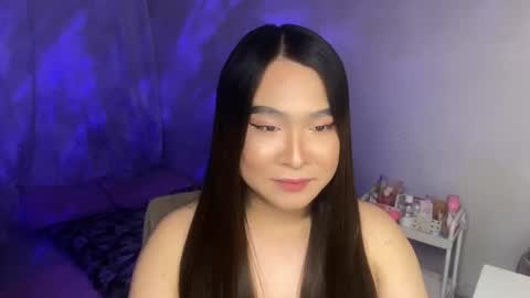 Snapshot of mightysucker_alexa chatting on 10/17/25, 04:42 mightysucker_alexa online show from 10/17/25, 04:42