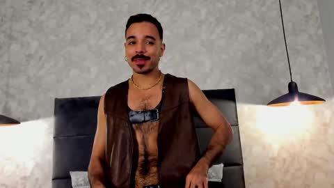 miguelsanfrancisco online show from 10/05/25, 02:37