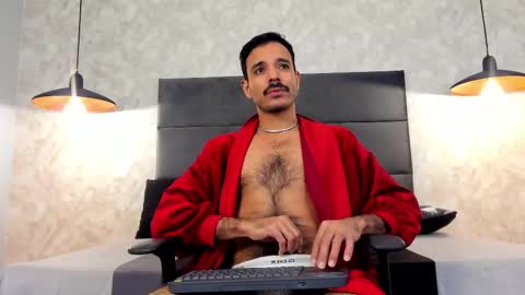 miguelsanfrancisco online show from 11/01/25, 03:03