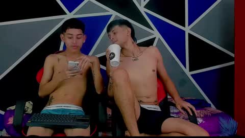 migueyalejo sweetsex online show from 02/27/25, 04:31