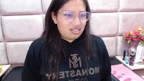 Snapshot of miha_smith chatting on 02/22/25, 09:59 Miha online show from 02/22/25, 09:59