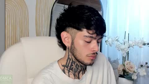 Snapshot of mihailleroy chatting on 02/14/25, 01:56 MIHAIL LEROY finally independent model online show from 02/14/25, 01:56