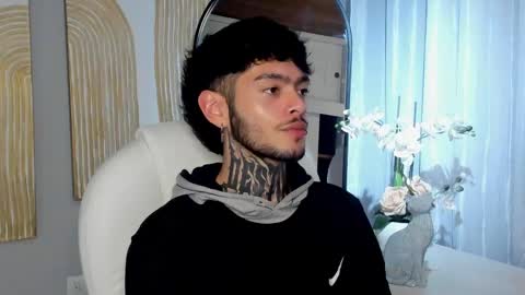 Snapshot of mihailleroy chatting on 02/21/25, 12:49 MIHAIL LEROY finally independent model online show from 02/21/25, 12:49