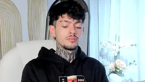 Snapshot of mihailleroy chatting on 03/10/25, 10:45 MIHAIL LEROY finally independent model online show from 03/10/25, 10:45