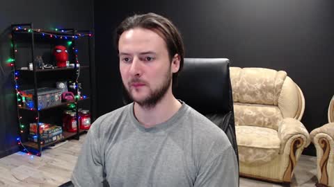 Snapshot of mihasikd chatting on 01/14/25, 05:45 Misha Winchester online show from 01/14/25, 05:45