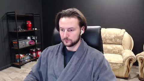 Snapshot of mihasikd chatting on 02/19/25, 08:31 Misha Winchester online show from 02/19/25, 08:31