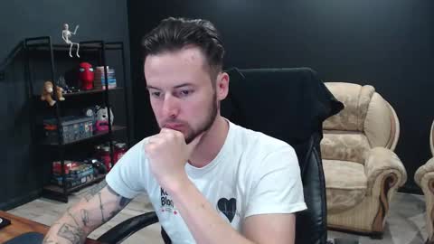 Misha Winchester online show from 10/13/25, 06:35