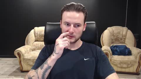 Misha Winchester online show from 11/17/25, 08:53