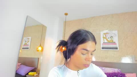 Snapshot of miia03 chatting on 04/18/26, 11:47 Miia online show from 04/18/26, 11:47