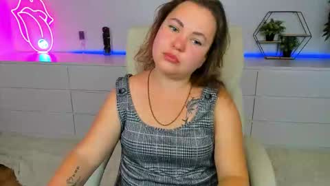Mia online show from 09/12/25, 12:05