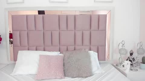 Snapshot of miia_palmerr chatting on 03/01/25, 10:31 Mia  online show from 03/01/25, 10:31