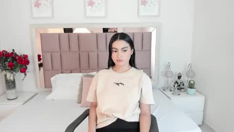 Snapshot of miia_palmerr chatting on 03/06/25, 11:14 Mia  online show from 03/06/25, 11:14