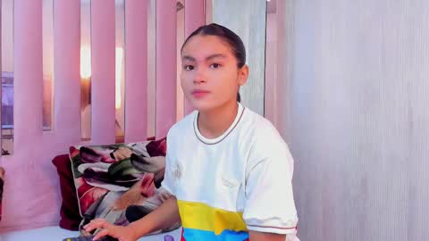 Snapshot of miia_palmerr chatting on 09/20/25, 09:54 Mia  online show from 09/20/25, 09:54