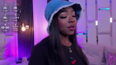 Miia Schwarz  online show from 10/23/25, 12:32