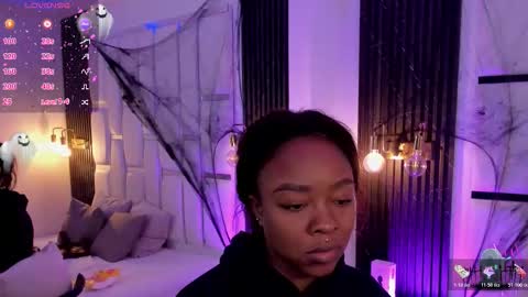 Miia Schwarz  online show from 11/01/25, 01:57