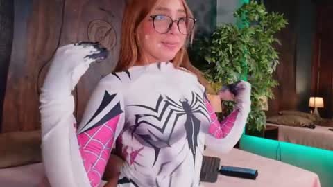 miia_sttone online show from 06/25/26, 04:44