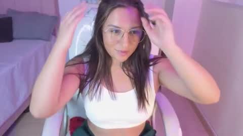 M I I A     online show from 07/03/26, 07:42