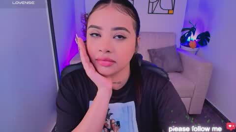 Snapshot of miiaa7_ chatting on 02/24/26, 01:03 Ma is my name I invite you to check out my wish list for my birthday online show from 02/24/26, 01:03