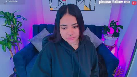 Snapshot of miiaa7_ chatting on 04/04/26, 12:35 Ma is my name I invite you to check out my wish list for my birthday online show from 04/04/26, 12:35