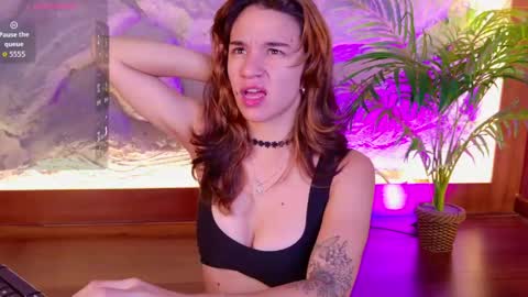  CALL ME MIA  online show from 06/02/26, 03:58