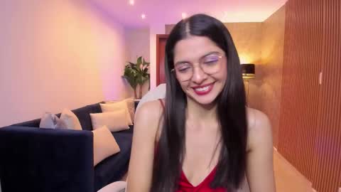 Snapshot of miiaa_evans chatting on 11/03/25, 11:11 Mia online show from 11/03/25, 11:11