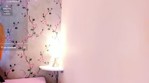 Snapshot of miiacarter_ chatting on 03/05/26, 12:45 MIA online show from 03/05/26, 12:45