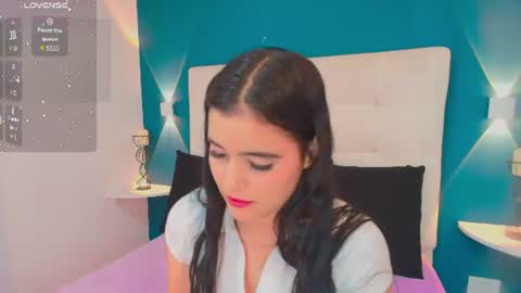 Snapshot of miiacarter_ chatting on 06/12/26, 03:16 MIA online show from 06/12/26, 03:16