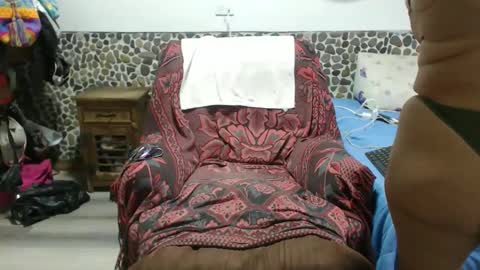 Snapshot of miilu74 chatting on 04/16/26, 10:12 Miilu74 online show from 04/16/26, 10:12