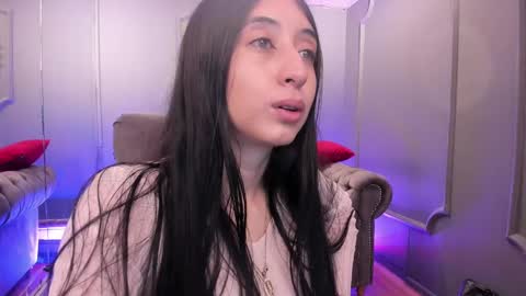 miilu  online show from 02/18/25, 03:31