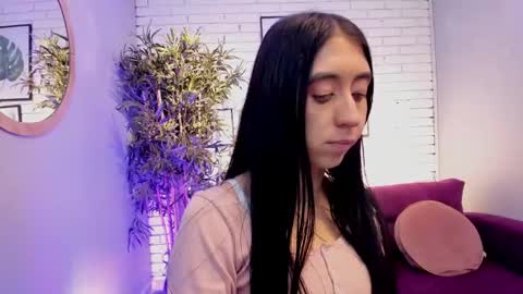 miilu  online show from 03/06/25, 12:30