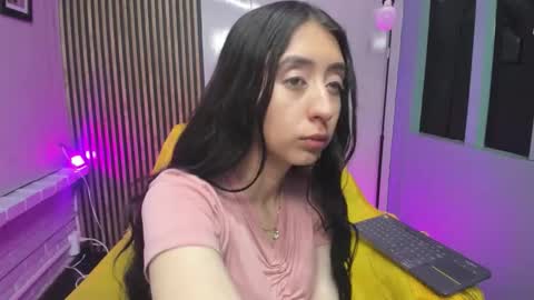 Snapshot of miilu__1 chatting on 11/06/25, 04:13 miilu online show from 11/06/25, 04:13